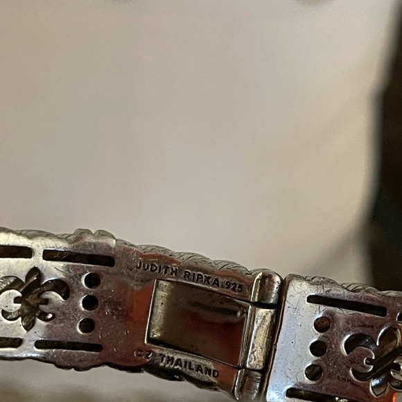 VTG Judith Ripka 925 Sterling Silver & CZ
Stones Hinged Cuff Bracelet, 69.75 G - Picture 6 of 7